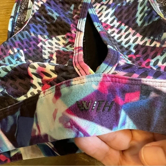 Peloton High Neck Jewels in Space Reversible Sports Bra Small S Cut out - Picture 6 of 8